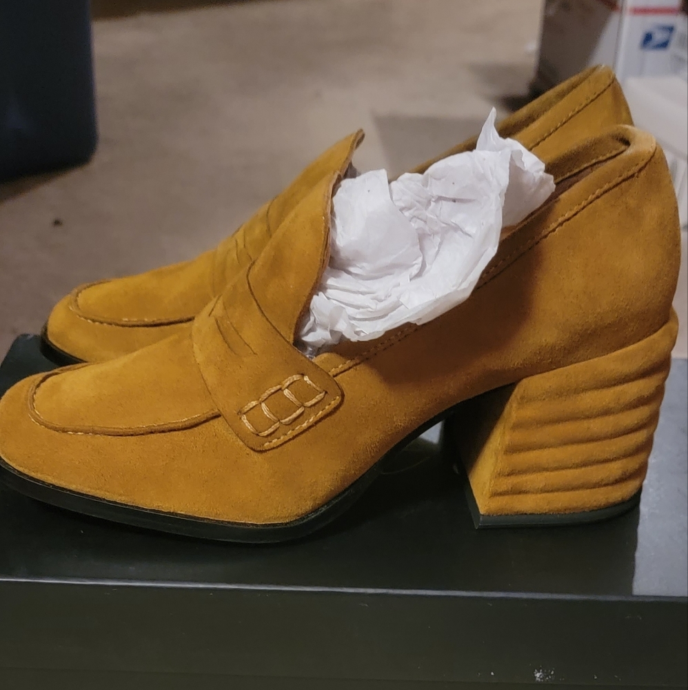 Suede Leather Loafer